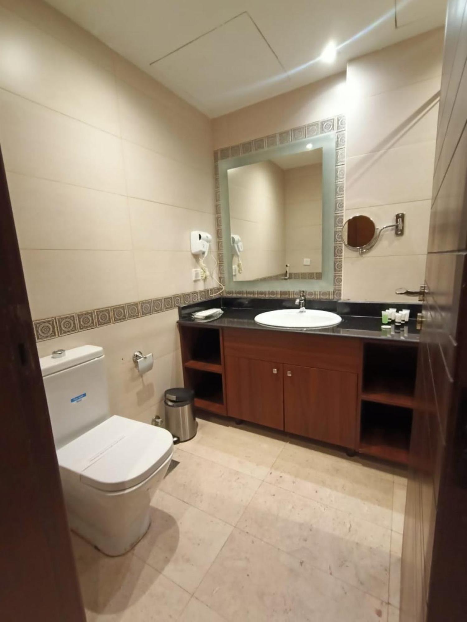 Hotel Quiet Jeddah Al Hamra Exterior foto